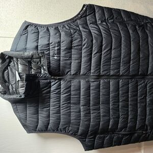 Columbia Black Puffer Vest